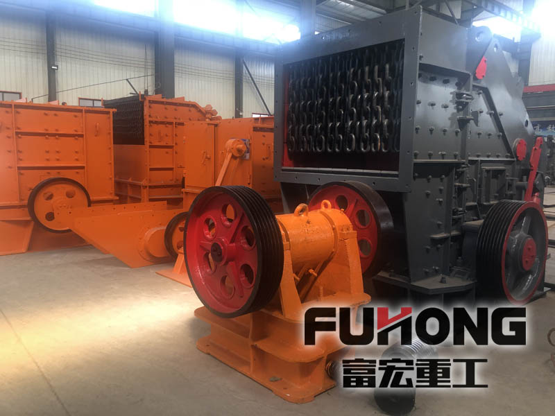 沖擊式制砂機(jī) 沖擊式制砂機(jī)